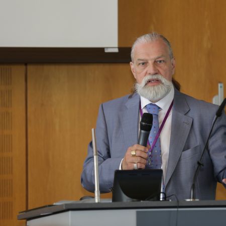 Dr. Koenraad Keignaert - University Antwerpen